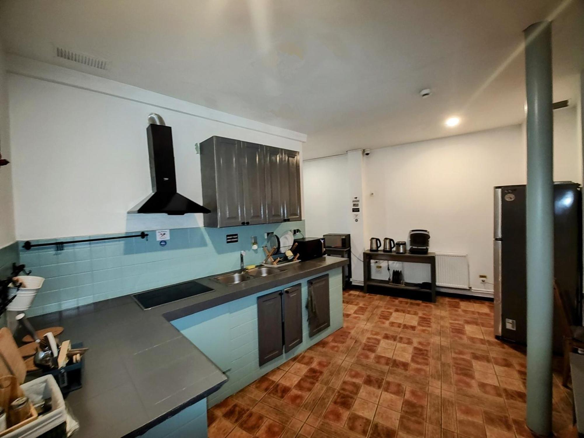 Antique Hostel Bucharest Luaran gambar