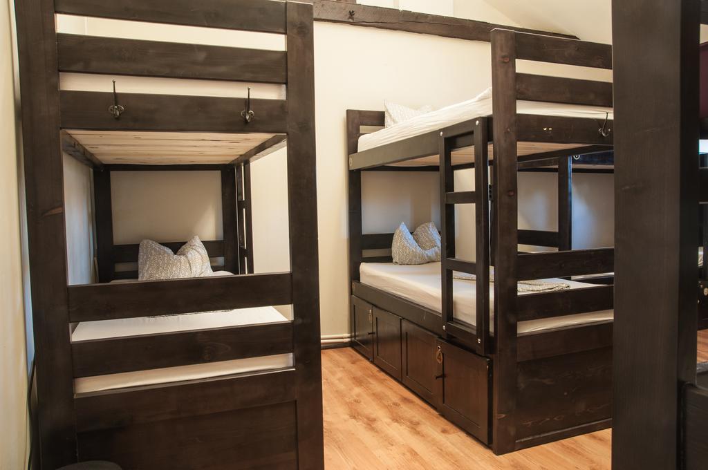 Antique Hostel Bucharest Bilik gambar